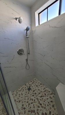 Master bathroom remodeling in Simi Valley 
by cavalier builders Inc