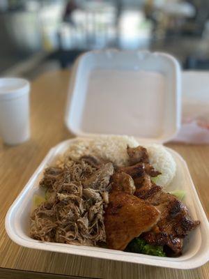 17. Chicken and Kalua Pork Combo