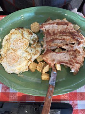 Pork chops and eggs (comes with toast)