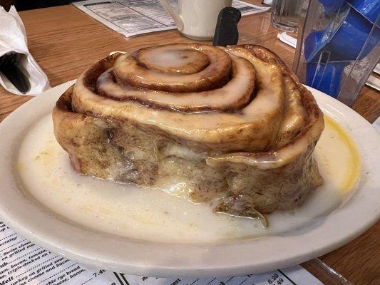 Cinnamon roll