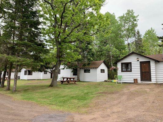 Cottages set up around Minnetonka Resort.