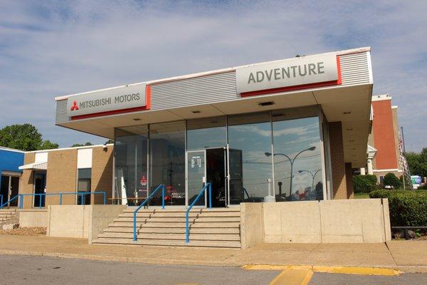 Edd Kirby's Adventure Mitsubishi Located Downtown Chattanooga