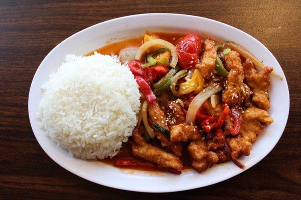 Sweet & sour chicken with steamed rice