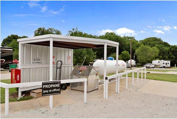 Fill your tanks at our Propane Station