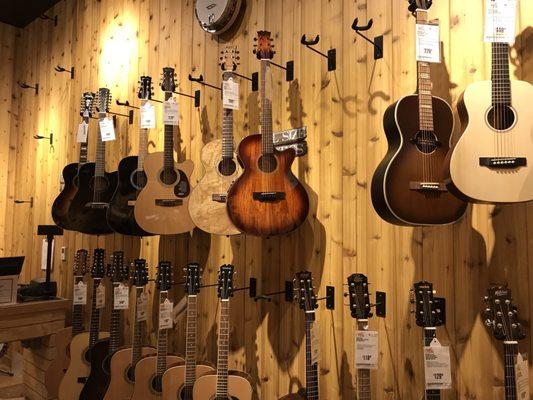 Redmond, Washington - Guitar Center at Redmond Town Center