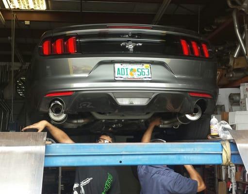 Alberto & Co. with a flawless installation of my Roush Axle back exhaust on my 2015 Mustang Convertible V6...SWEET!