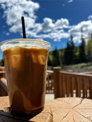 Iced honey latte ~ very rich & aromatic.