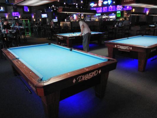 Diamond 9 foot pool tables