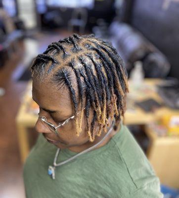 Loc Retwist