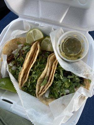 Tacos de lengua, tripa and cabeza (tongue, tripe, head)