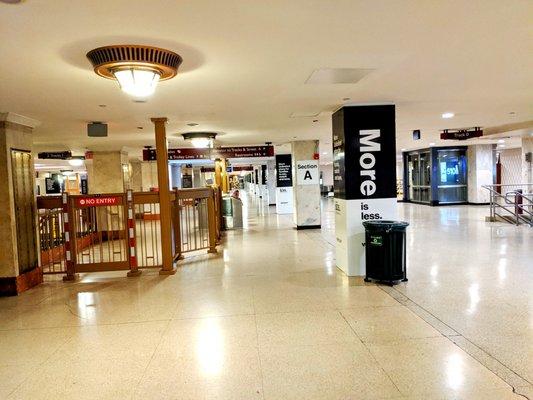 SEPTA -- Suburban Station, Interior