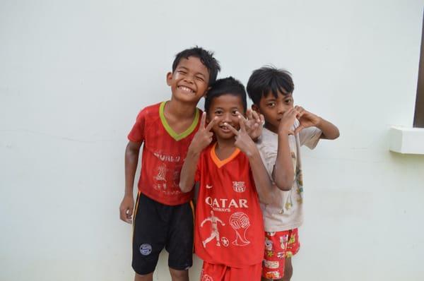 Cambodia Children/ They are always happy