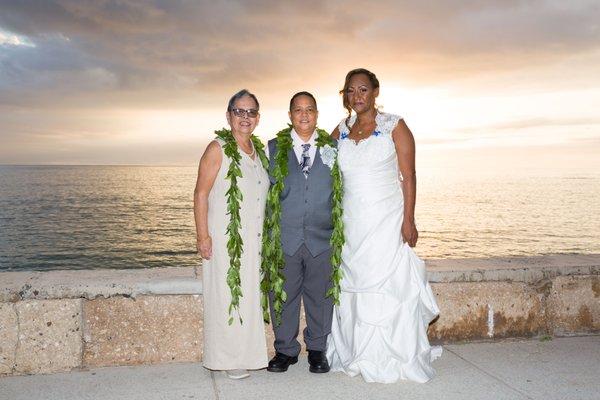 MCD MultiMedia - Hawai'i Premiere Wedding Videographer @604 The Beach House....Sunset Hour