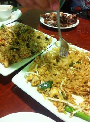 Pad Thai Chicken and Hawaiian Pineapple Pork Rice