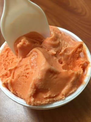 Helado de mamey.  Que ricura!!!