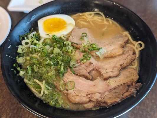 Blended ramen (tonkatsu/shoyu broth)