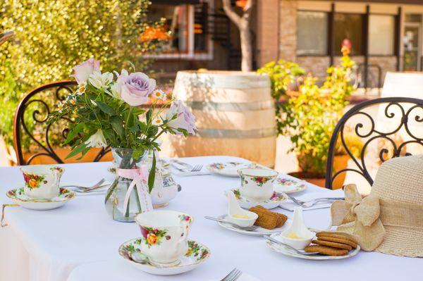 Beautifully set table is such a pleasure to sit down to