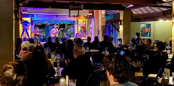 Table reservations recommended on show nights (cool grooves from, left to right, Jon Frailey, Derdog, and Bobby Ronstadt)