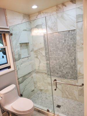 Customed Shower Enclosure