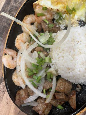 Shrimp and beef hot plate