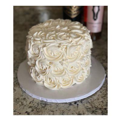 Custom order : 6" tiramisu cake