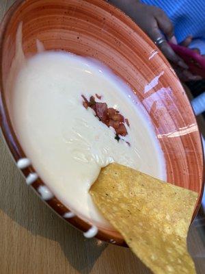 Chips & queso