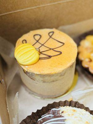 Pumpkin Spice Mini Cake