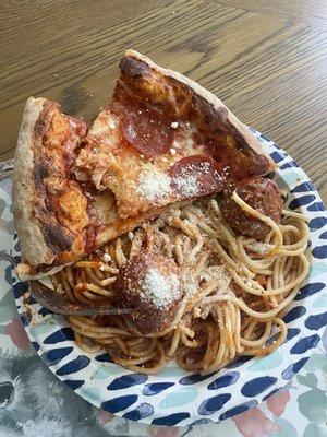 Pep pizza with Spaghetti with Meatballs Tray