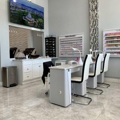 Luxe Nail Bar