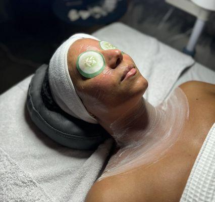 Signature Detox Facial-Treatment includes; Customised and relaxing facial according your skin types and what your skin needs.