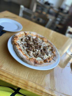 Sausage & mushroom pizza