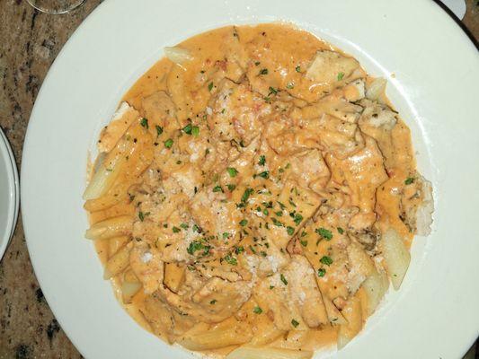 Penne Alla Vodka with chicken