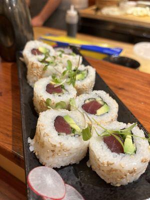 Ahi roll