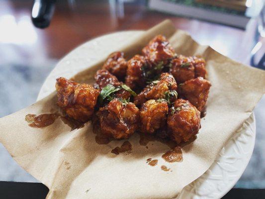 Cauliflower wings