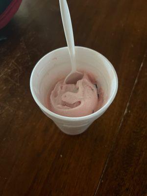 Frozen cherry yogurt