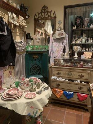 Shop moved in March and they have a cute variety of antique and vintage items at new location