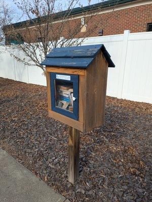 Rotary Club of South Granville Little Free Library, Creedmoor