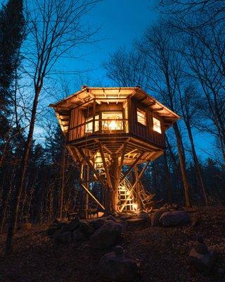 Want a unique stay, book soon, the Magical Treehouse books fast.