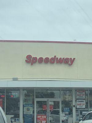 This place is no longer Am pm but instead called speed way.