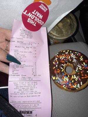 My receipt showing I had ordered a maple frosted donut and I did not get it obviously.