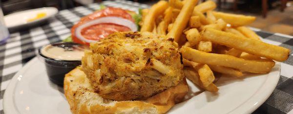 Crab cake sandwich