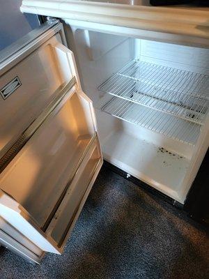 Sub-zero refrigerator repair