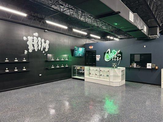 Inside the brand new clean best dispensary in town!