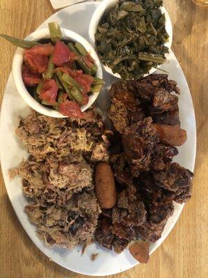 The 2 meat special: BBQ, chicken livers, tomatoes & green beans, & mixed greens. ALL DEEELISH!