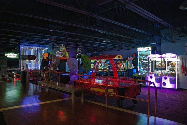 4,000 square feet Arcade