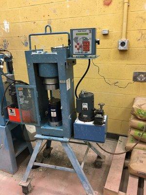 CSI performed a gratis field rebuild of this Forney Concrete Compression testing machine for YSU's Civil Engineering Lab.