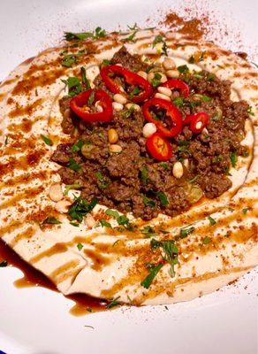 The beef hummus