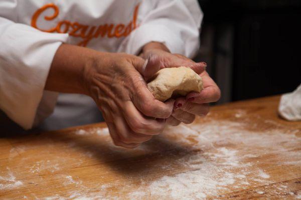 Pizza making class in Milwaukee