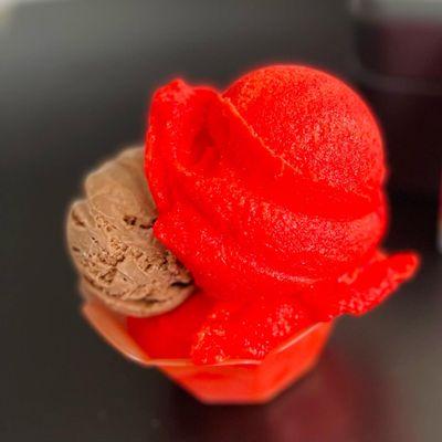 This is our delicious Chocolate Covered Cherry Gelati! Yummy! This contains our Cherry Italian Ice and our chocolate Gelato!