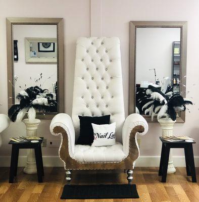 Throne pedicure chairs